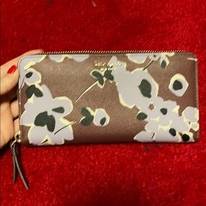 Kate Spade Accordion Wallet